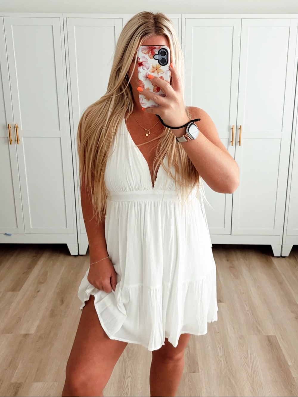 🆕 NWT white halter backless mini dress